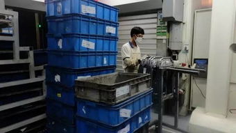 走進(jìn)工廠 與工業(yè)機(jī)器人正面接觸——自動(dòng)數(shù)控切割設(shè)備的魅力